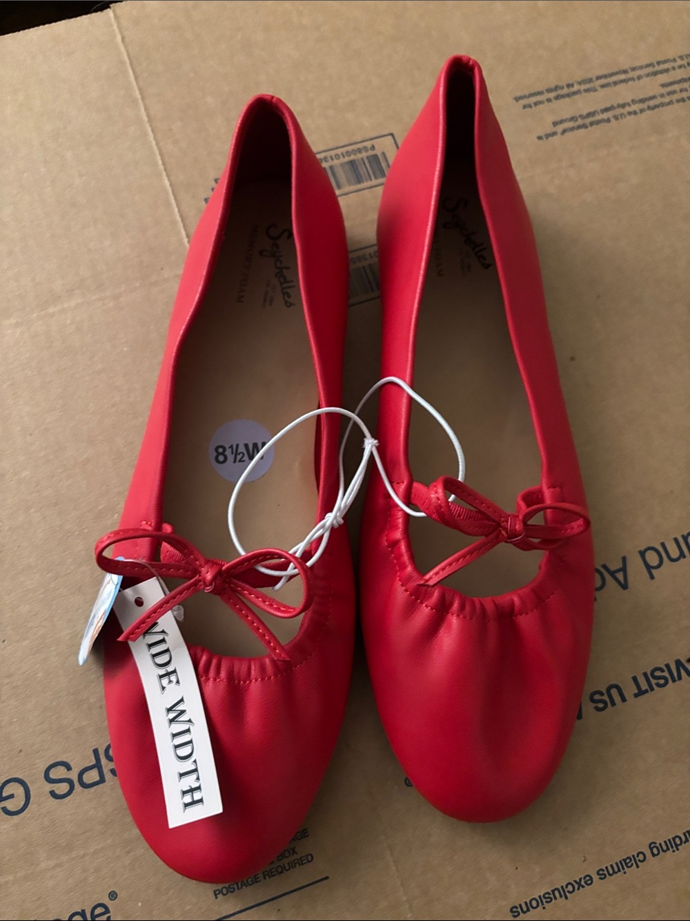 Stylish Red Ballet Flats with Bow - Wide Width